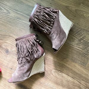 COPY - Carolina Herrera suede Fringe Wedge Booties